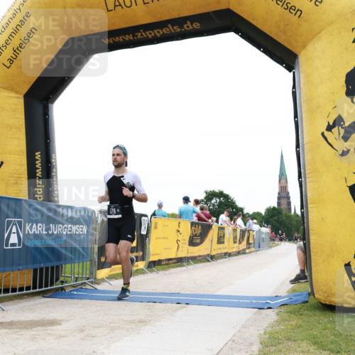 22.06.2025 - Viking Triathlon H.Heesch http://msf.ph/oto/8079959 22.06.2025 16:00:58 Laufen 54, 378 meine-sportfotos.de