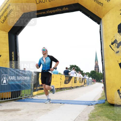 22.06.2025 - Viking Triathlon H.Heesch http://msf.ph/oto/8079996 22.06.2025 16:01:35 Laufen 121 meine-sportfotos.de