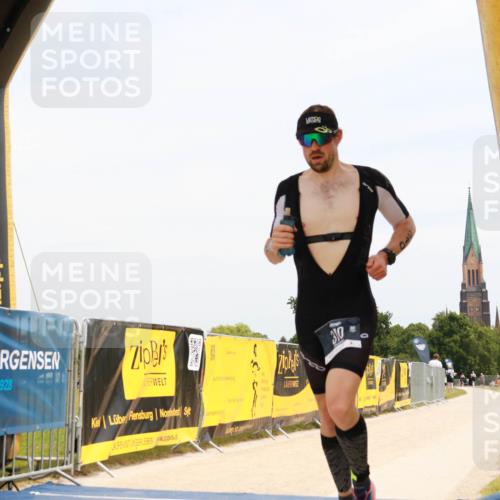 22.06.2025 - Viking Triathlon H.Heesch http://msf.ph/oto/8080047 22.06.2025 12:54:28 Laufen 310 meine-sportfotos.de