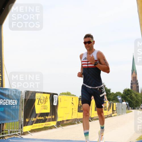 22.06.2025 - Viking Triathlon H.Heesch http://msf.ph/oto/8080053 22.06.2025 12:55:00 Laufen 340, 444 meine-sportfotos.de