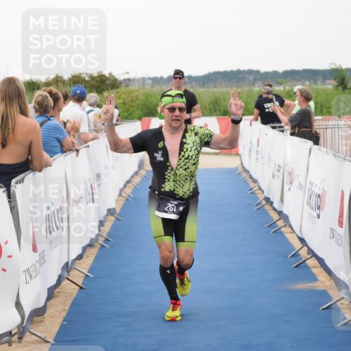 22.06.2025 - Viking Triathlon MichiJ http://msf.ph/oto/8080063 22.06.2025 15:56:40 Ziel 261, 306 meine-sportfotos.de