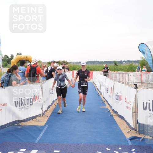 22.06.2025 - Viking Triathlon MichiJ http://msf.ph/oto/8080068 22.06.2025 16:05:36 Ziel 251, 454 meine-sportfotos.de
