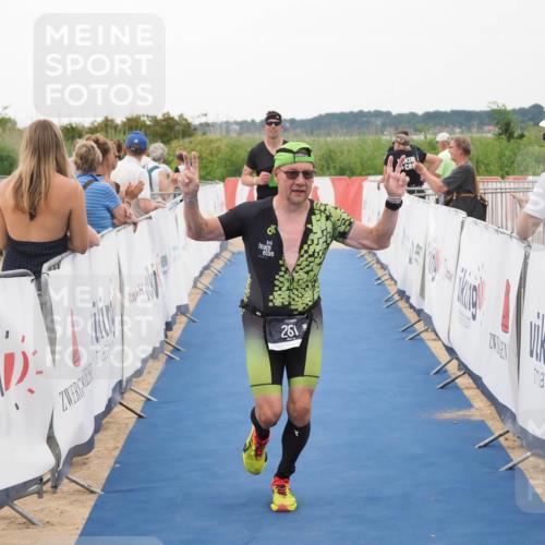 22.06.2025 - Viking Triathlon MichiJ http://msf.ph/oto/8080088 22.06.2025 15:56:41 Ziel 261, 306 meine-sportfotos.de
