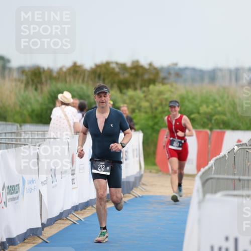22.06.2025 - Viking Triathlon Yannick Fuchs http://msf.ph/oto/8080095 22.06.2025 16:50:52 Ziel 213, 353 meine-sportfotos.de