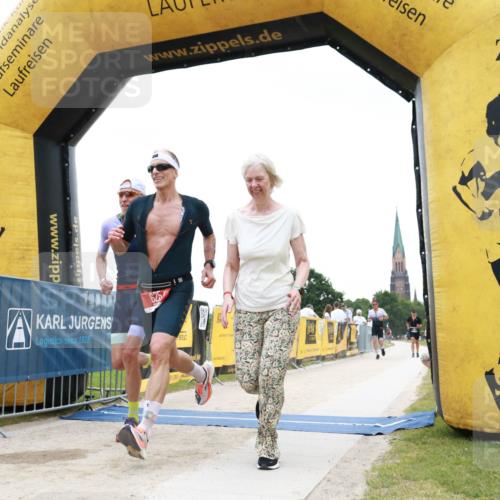 22.06.2025 - Viking Triathlon H.Heesch http://msf.ph/oto/8080096 22.06.2025 16:04:01 Laufen 625 meine-sportfotos.de