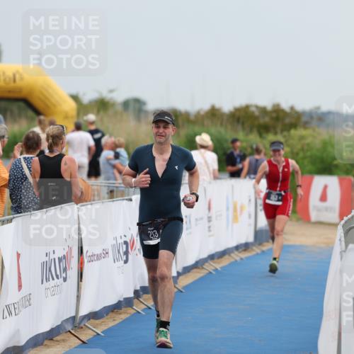 22.06.2025 - Viking Triathlon Yannick Fuchs http://msf.ph/oto/8080118 22.06.2025 16:50:54 Ziel 213, 353 meine-sportfotos.de