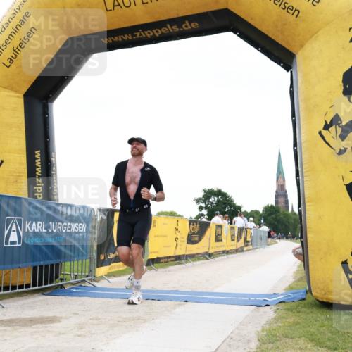 22.06.2025 - Viking Triathlon H.Heesch http://msf.ph/oto/8080120 22.06.2025 16:04:48 Laufen 342 meine-sportfotos.de