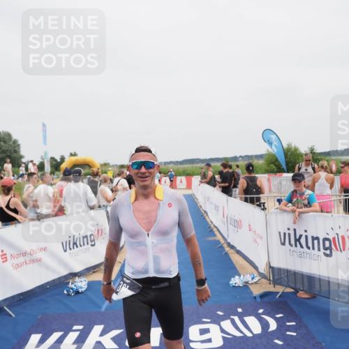 22.06.2025 - Viking Triathlon MichiJ http://msf.ph/oto/8080129 22.06.2025 14:40:02 Ziel 229, 381 meine-sportfotos.de