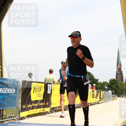 22.06.2025 - Viking Triathlon H.Heesch http://msf.ph/oto/8080141 22.06.2025 12:58:30 Laufen 173, 237 meine-sportfotos.de