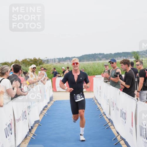 22.06.2025 - Viking Triathlon MichiJ http://msf.ph/oto/8080143 22.06.2025 14:40:07 Ziel 229 meine-sportfotos.de