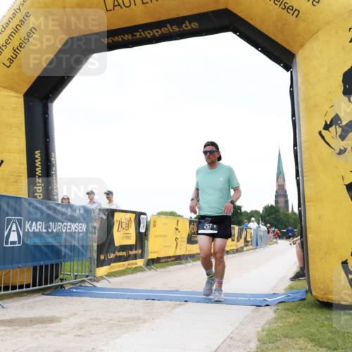 22.06.2025 - Viking Triathlon H.Heesch http://msf.ph/oto/8080147 22.06.2025 16:06:07 Laufen 257 meine-sportfotos.de