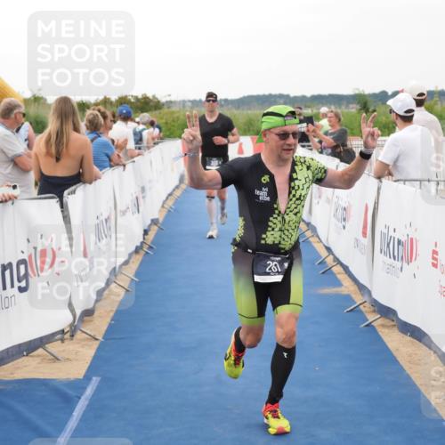 22.06.2025 - Viking Triathlon MichiJ http://msf.ph/oto/8080148 22.06.2025 15:56:41 Ziel 261, 306 meine-sportfotos.de