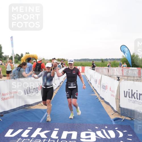 22.06.2025 - Viking Triathlon MichiJ http://msf.ph/oto/8080149 22.06.2025 16:05:37 Ziel 251, 454 meine-sportfotos.de