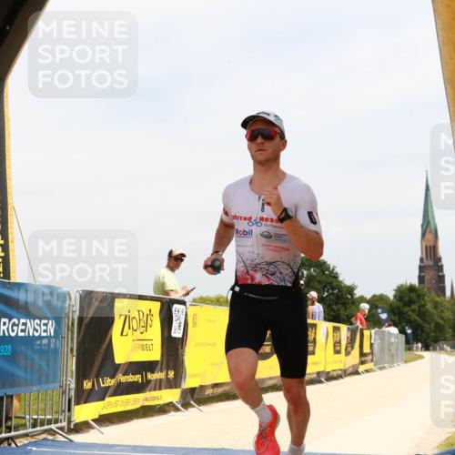 22.06.2025 - Viking Triathlon H.Heesch http://msf.ph/oto/8080151 22.06.2025 12:59:01 Laufen 521 meine-sportfotos.de