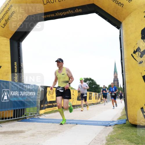 22.06.2025 - Viking Triathlon H.Heesch http://msf.ph/oto/8080200 22.06.2025 16:08:46 Laufen 234, 270, 488 meine-sportfotos.de