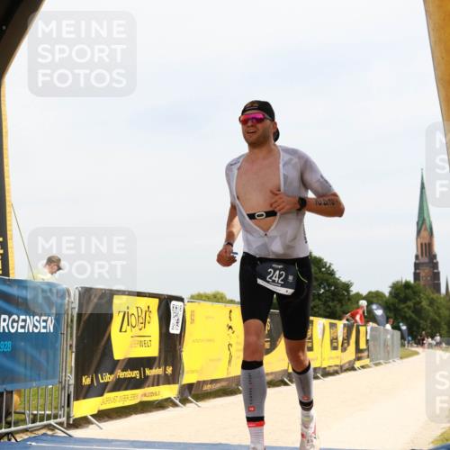 22.06.2025 - Viking Triathlon H.Heesch http://msf.ph/oto/8080208 22.06.2025 13:01:35 Laufen 242 meine-sportfotos.de