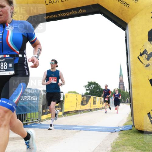 22.06.2025 - Viking Triathlon H.Heesch http://msf.ph/oto/8080210 22.06.2025 16:08:50 Laufen 234, 270, 488, 621 meine-sportfotos.de