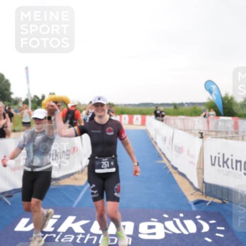 22.06.2025 - Viking Triathlon MichiJ http://msf.ph/oto/8080219 22.06.2025 16:05:38 Ziel 251, 454 meine-sportfotos.de