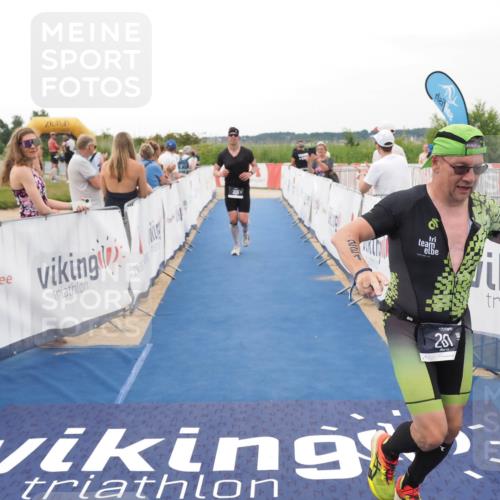 22.06.2025 - Viking Triathlon MichiJ http://msf.ph/oto/8080233 22.06.2025 15:56:42 Ziel 261, 306 meine-sportfotos.de