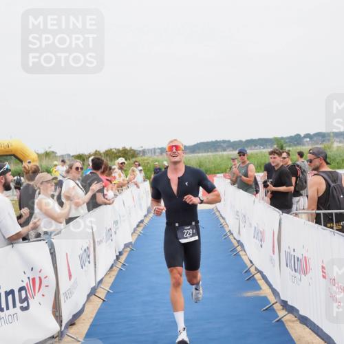 22.06.2025 - Viking Triathlon MichiJ http://msf.ph/oto/8080237 22.06.2025 14:40:08 Ziel 229 meine-sportfotos.de