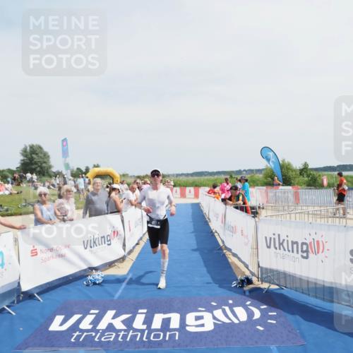 22.06.2025 - Viking Triathlon MichiJ http://msf.ph/oto/8080238 22.06.2025 14:20:06 Ziel 401 meine-sportfotos.de