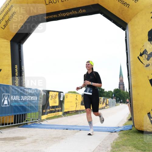 22.06.2025 - Viking Triathlon H.Heesch http://msf.ph/oto/8080311 22.06.2025 16:13:01 Laufen 37 meine-sportfotos.de