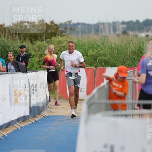 22.06.2025 - Viking Triathlon Yannick Fuchs http://msf.ph/oto/8080314 22.06.2025 16:53:29 Ziel  meine-sportfotos.de