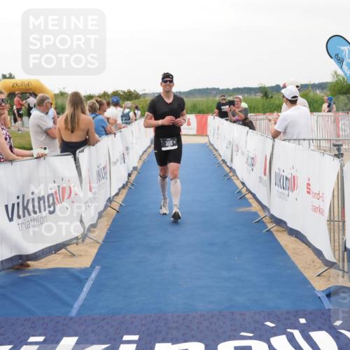 22.06.2025 - Viking Triathlon MichiJ http://msf.ph/oto/8080326 22.06.2025 15:56:43 Ziel 261, 306 meine-sportfotos.de