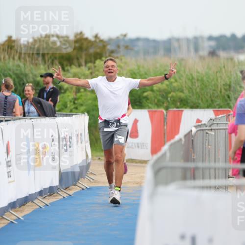 22.06.2025 - Viking Triathlon Yannick Fuchs http://msf.ph/oto/8080327 22.06.2025 16:53:30 Ziel  meine-sportfotos.de