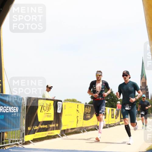 22.06.2025 - Viking Triathlon H.Heesch http://msf.ph/oto/8080343 22.06.2025 13:04:45 Laufen 434, 520, 557, 641 meine-sportfotos.de