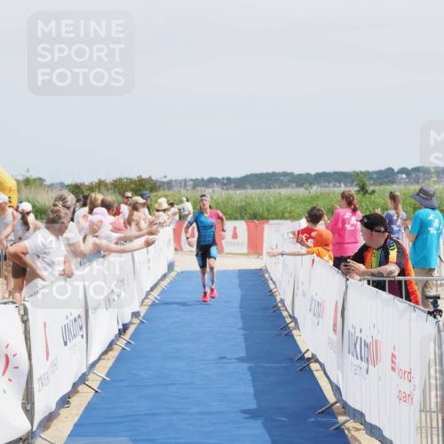 22.06.2025 - Viking Triathlon MichiJ http://msf.ph/oto/8080355 22.06.2025 14:20:32 Ziel 9 meine-sportfotos.de