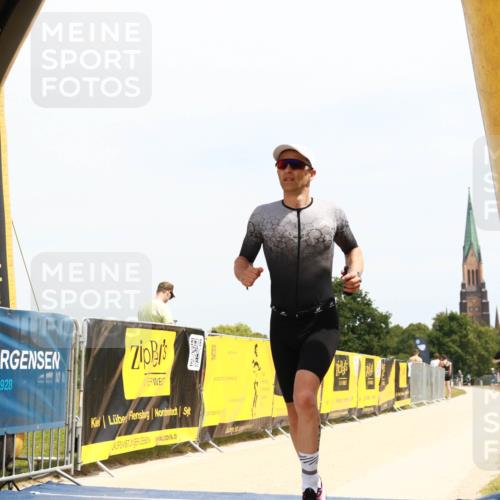 22.06.2025 - Viking Triathlon H.Heesch http://msf.ph/oto/8080359 22.06.2025 13:05:01 Laufen 132 meine-sportfotos.de