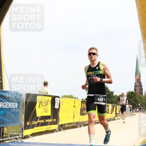 22.06.2025 - Viking Triathlon H.Heesch http://msf.ph/oto/8080381 22.06.2025 13:05:40 Laufen 316, 348, 414, 457 meine-sportfotos.de
