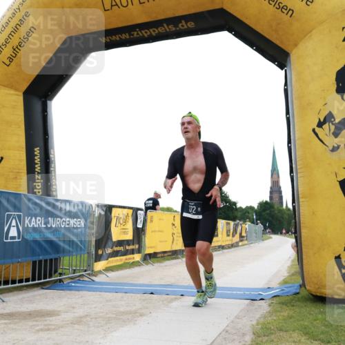 22.06.2025 - Viking Triathlon H.Heesch http://msf.ph/oto/8080409 22.06.2025 16:19:30 Laufen 191, 372 meine-sportfotos.de