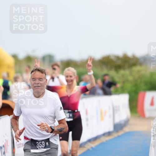 22.06.2025 - Viking Triathlon Yannick Fuchs http://msf.ph/oto/8080411 22.06.2025 16:53:37 Ziel 359, 436 meine-sportfotos.de