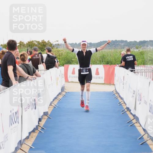22.06.2025 - Viking Triathlon MichiJ http://msf.ph/oto/8080418 22.06.2025 16:09:57 Ziel 97 meine-sportfotos.de