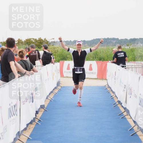 22.06.2025 - Viking Triathlon MichiJ http://msf.ph/oto/8080426 22.06.2025 16:09:57 Ziel 97 meine-sportfotos.de