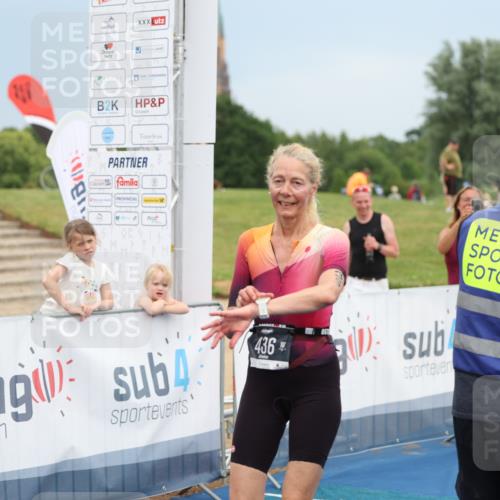 22.06.2025 - Viking Triathlon Yannick Fuchs http://msf.ph/oto/8080433 22.06.2025 16:53:41 Ziel 359, 436 meine-sportfotos.de