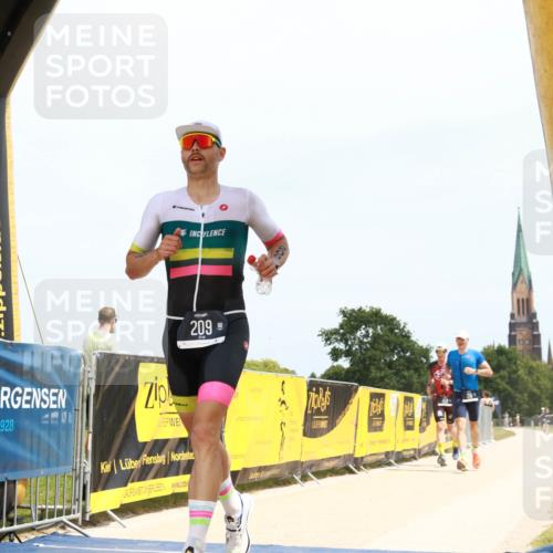 22.06.2025 - Viking Triathlon H.Heesch http://msf.ph/oto/8080434 22.06.2025 13:06:25 Laufen 209, 216, 428, 448, 506 meine-sportfotos.de