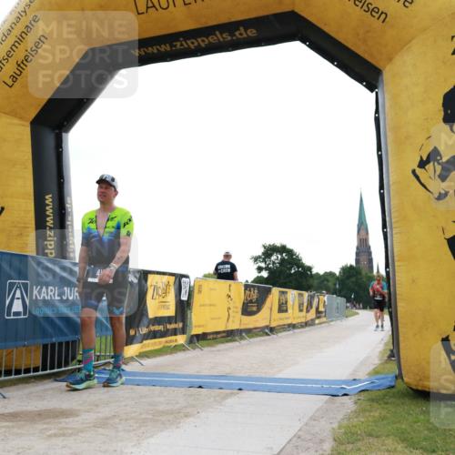 22.06.2025 - Viking Triathlon H.Heesch http://msf.ph/oto/8080449 22.06.2025 16:21:36 Laufen 418 meine-sportfotos.de