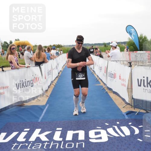 22.06.2025 - Viking Triathlon MichiJ http://msf.ph/oto/8080465 22.06.2025 15:56:45 Ziel 261, 306 meine-sportfotos.de