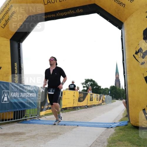 22.06.2025 - Viking Triathlon H.Heesch http://msf.ph/oto/8080477 22.06.2025 16:24:19 Laufen 51 meine-sportfotos.de