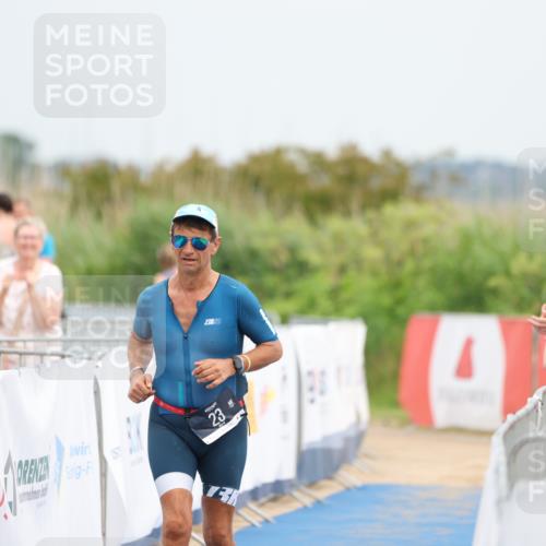 22.06.2025 - Viking Triathlon Yannick Fuchs http://msf.ph/oto/8080570 22.06.2025 16:56:15 Ziel 23 meine-sportfotos.de