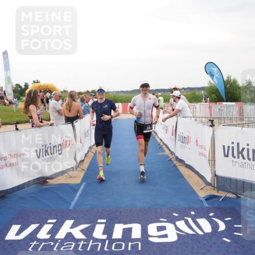 22.06.2025 - Viking Triathlon MichiJ http://msf.ph/oto/8080601 22.06.2025 15:56:57 Ziel 318, 328 meine-sportfotos.de