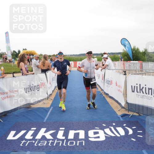 22.06.2025 - Viking Triathlon MichiJ http://msf.ph/oto/8080611 22.06.2025 15:56:57 Ziel 318, 328 meine-sportfotos.de