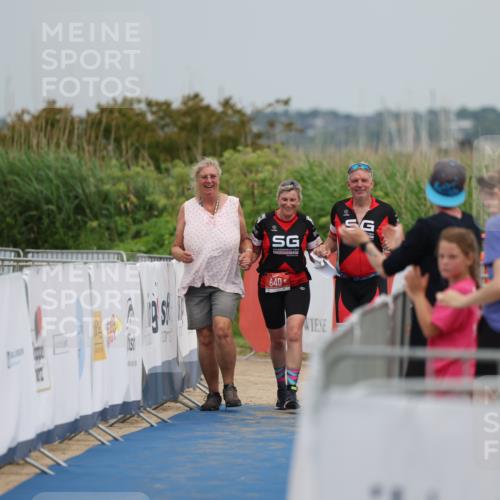 22.06.2025 - Viking Triathlon Yannick Fuchs http://msf.ph/oto/8080636 22.06.2025 16:59:23 Ziel 26 meine-sportfotos.de