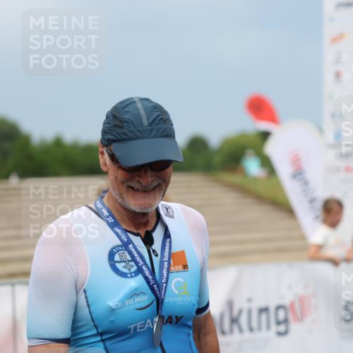 22.06.2025 - Viking Triathlon Yannick Fuchs http://msf.ph/oto/8080674 22.06.2025 16:59:35 Ziel 640 meine-sportfotos.de