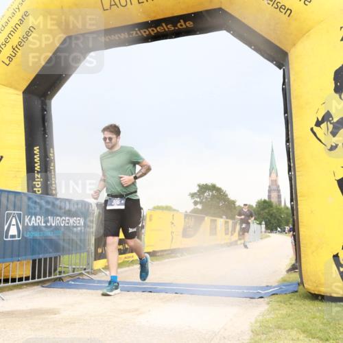 22.06.2025 - Viking Triathlon H.Heesch http://msf.ph/oto/8080688 22.06.2025 16:36:44 Laufen 267, 305 meine-sportfotos.de