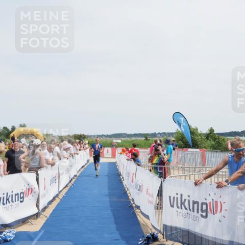 22.06.2025 - Viking Triathlon MichiJ http://msf.ph/oto/8080707 22.06.2025 14:23:13 Ziel 347 meine-sportfotos.de