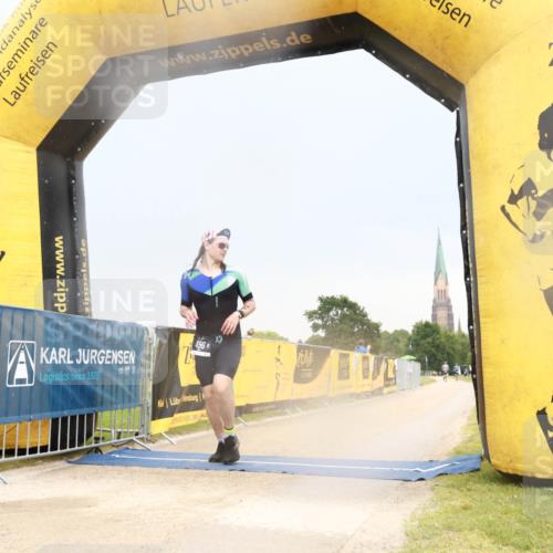 22.06.2025 - Viking Triathlon H.Heesch http://msf.ph/oto/8080708 22.06.2025 16:38:10 Laufen 496 meine-sportfotos.de
